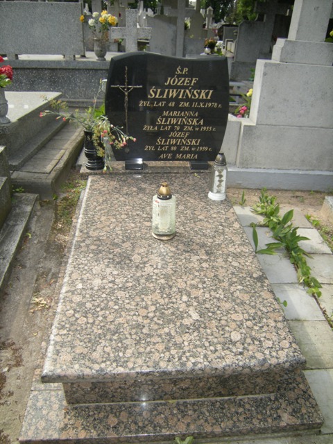 Janusz Śliwiński 1963 Lipno - Grobonet - Wyszukiwarka osób pochowanych